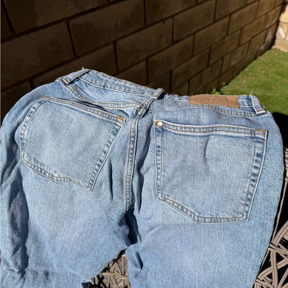 💥4/$20 H&M Women’s size 6 ultra high waisted mom jeans. Worn once! BUNDLE & SAVE - Picture 10 of 11